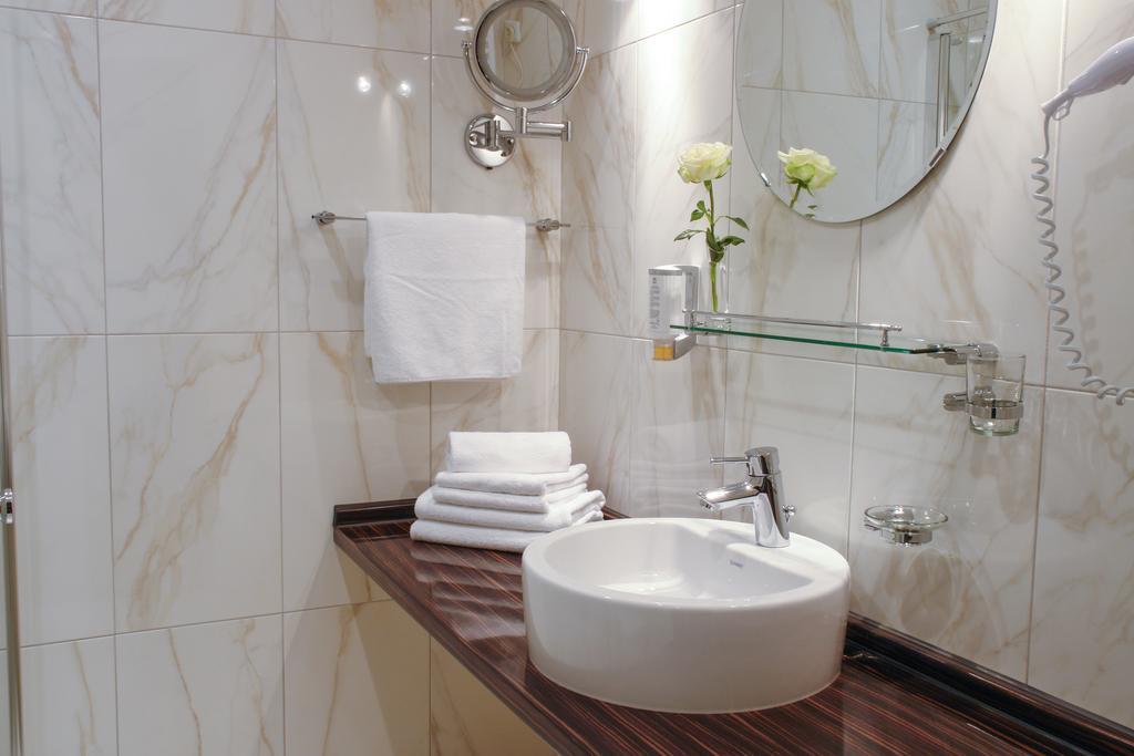 Hotel Krone ฟรีเซนไฮม์ ห้อง รูปภาพ