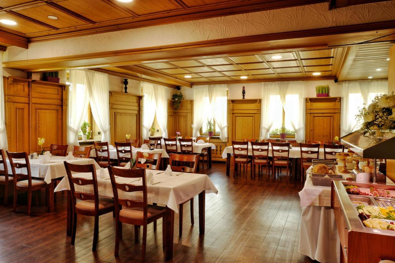 Hotel Krone ฟรีเซนไฮม์ ภายนอก รูปภาพ